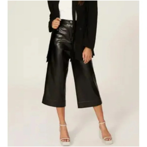 Natori Faux Vegan Leather Wide-Leg Crop Pants Size 6 - Picture 1 of 10